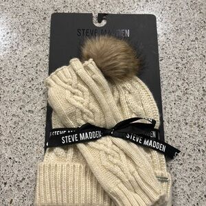 Steve Madden Hat and Gloves